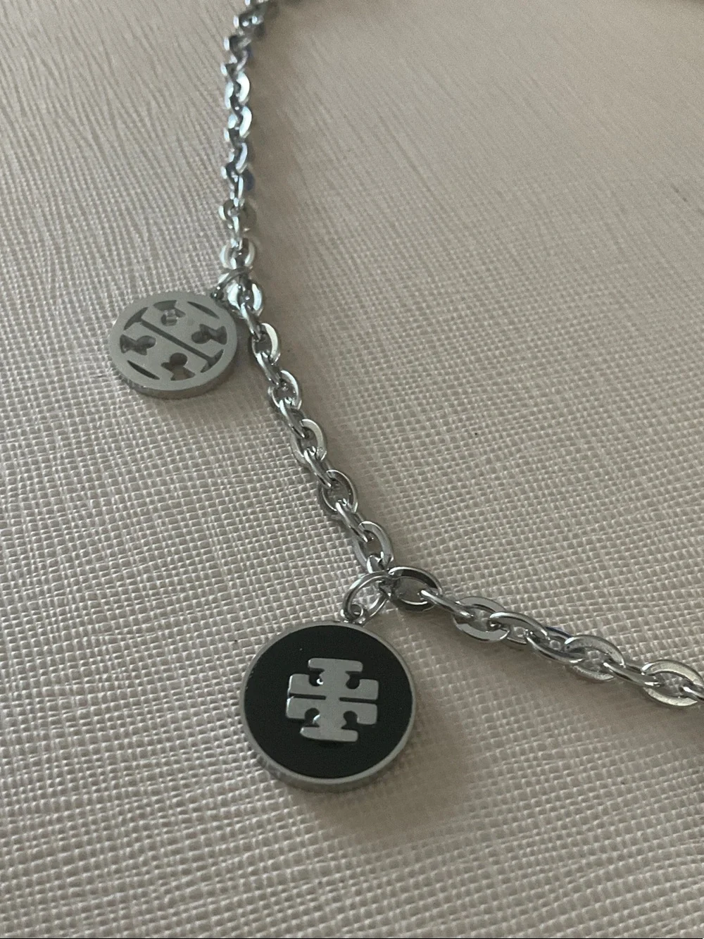 Tory Burch tory burch